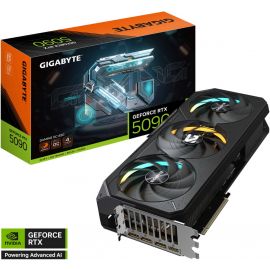 بطاقة الرسومات جيجابايت GeForce RTX 5090 GAMING OC بسعة 32GB GDDR7 وواجهة PCIe 5.0 – 3× DP 2.1b وHDMI 2.1b، تبريد WINDFORCE بثلاثة مراوح